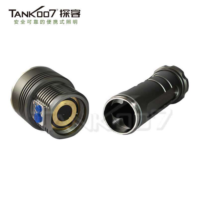 1577512295588344.jpg 手電筒廠家