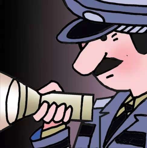 為什么美國單警握手電筒時總是掌心朝上？